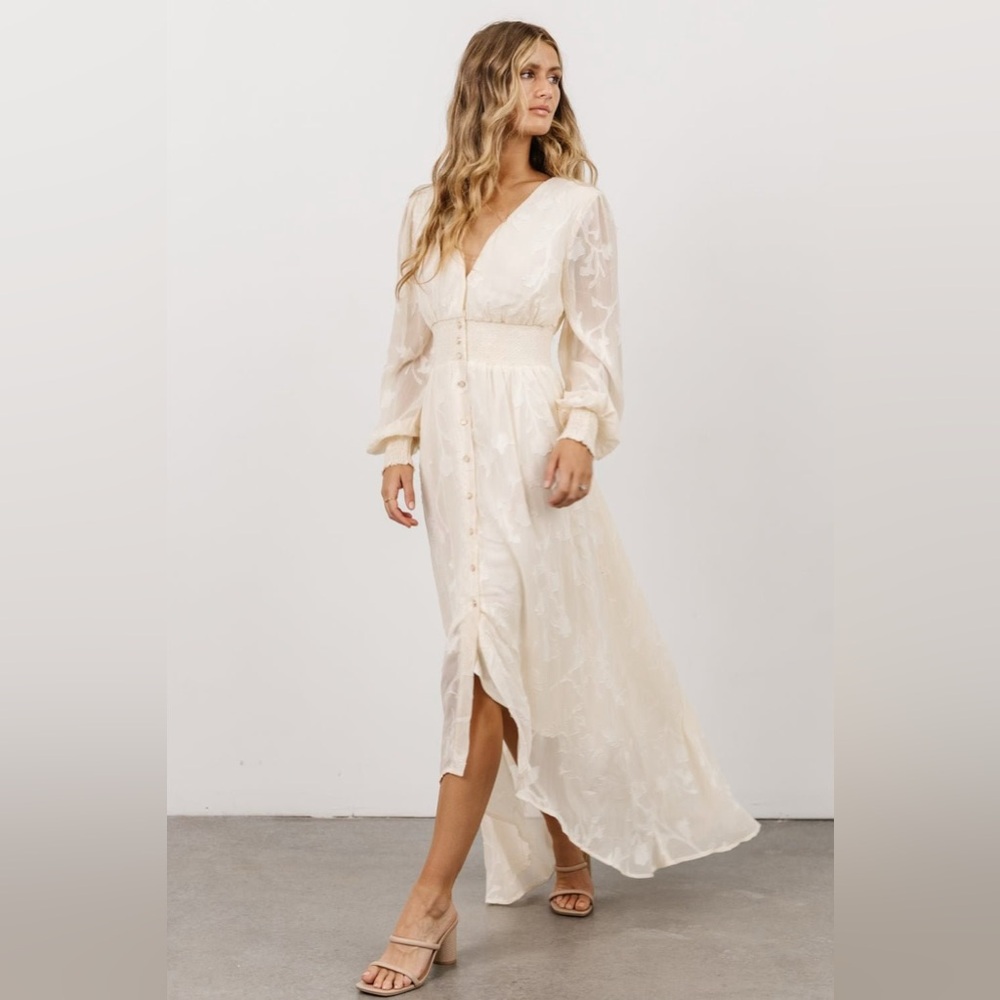 Baltic Born Soiéblu “Mayfair” high low cream long sleeve maxi dress size M